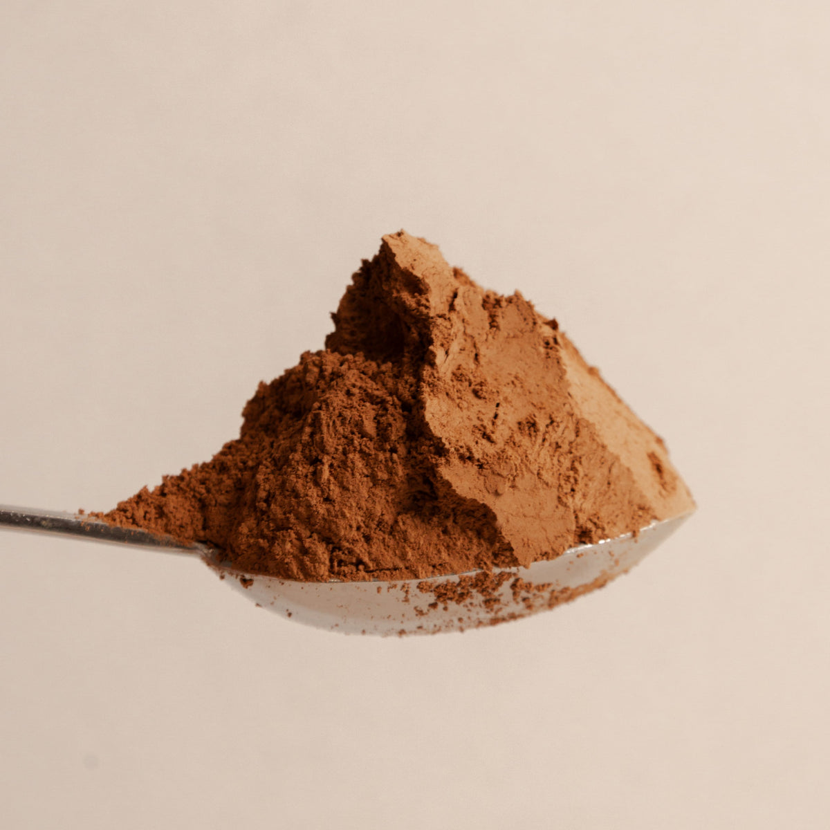 Cacao en polvo Koya 100% puro, sin azúcar.