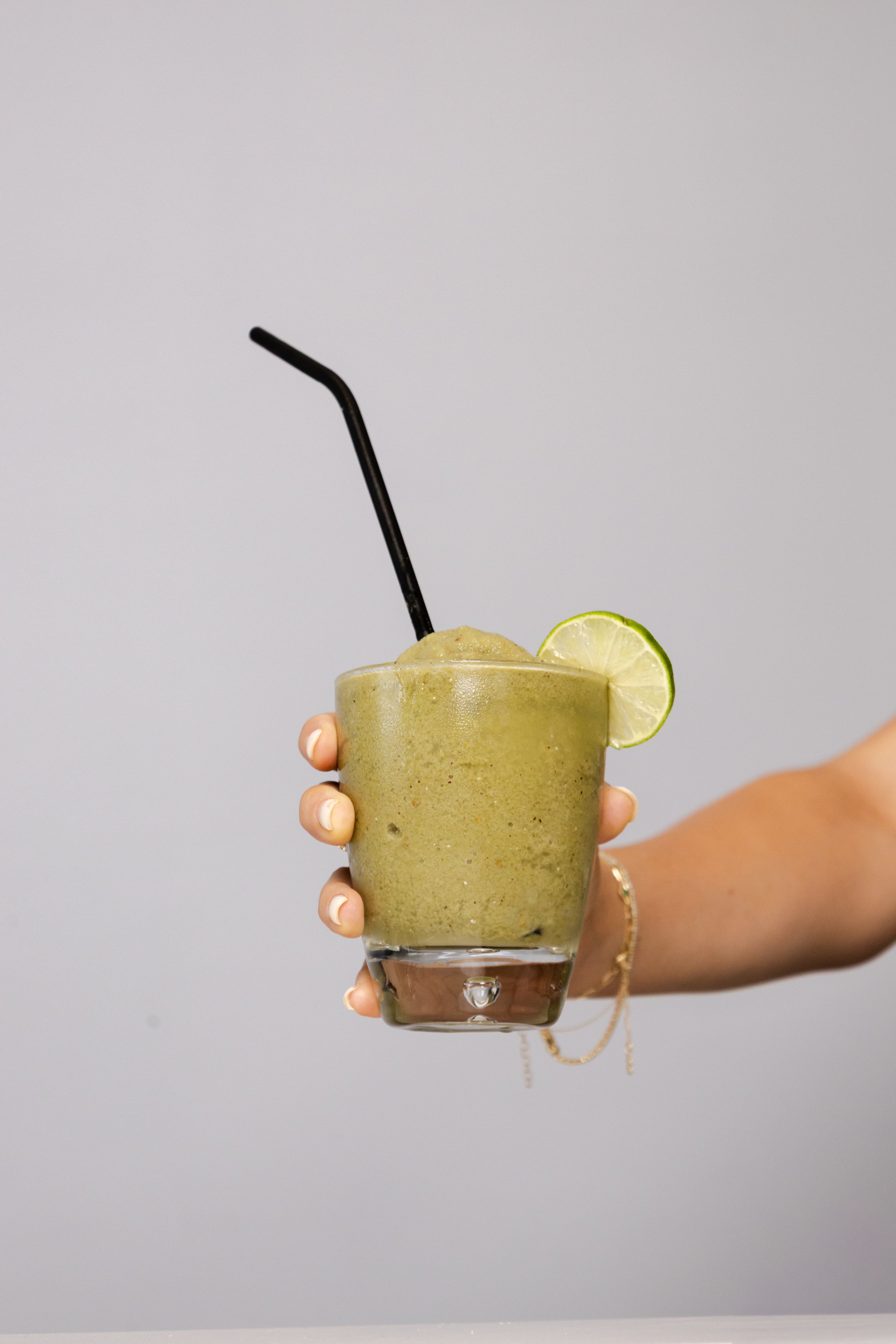 Kiwi matcha smoothie