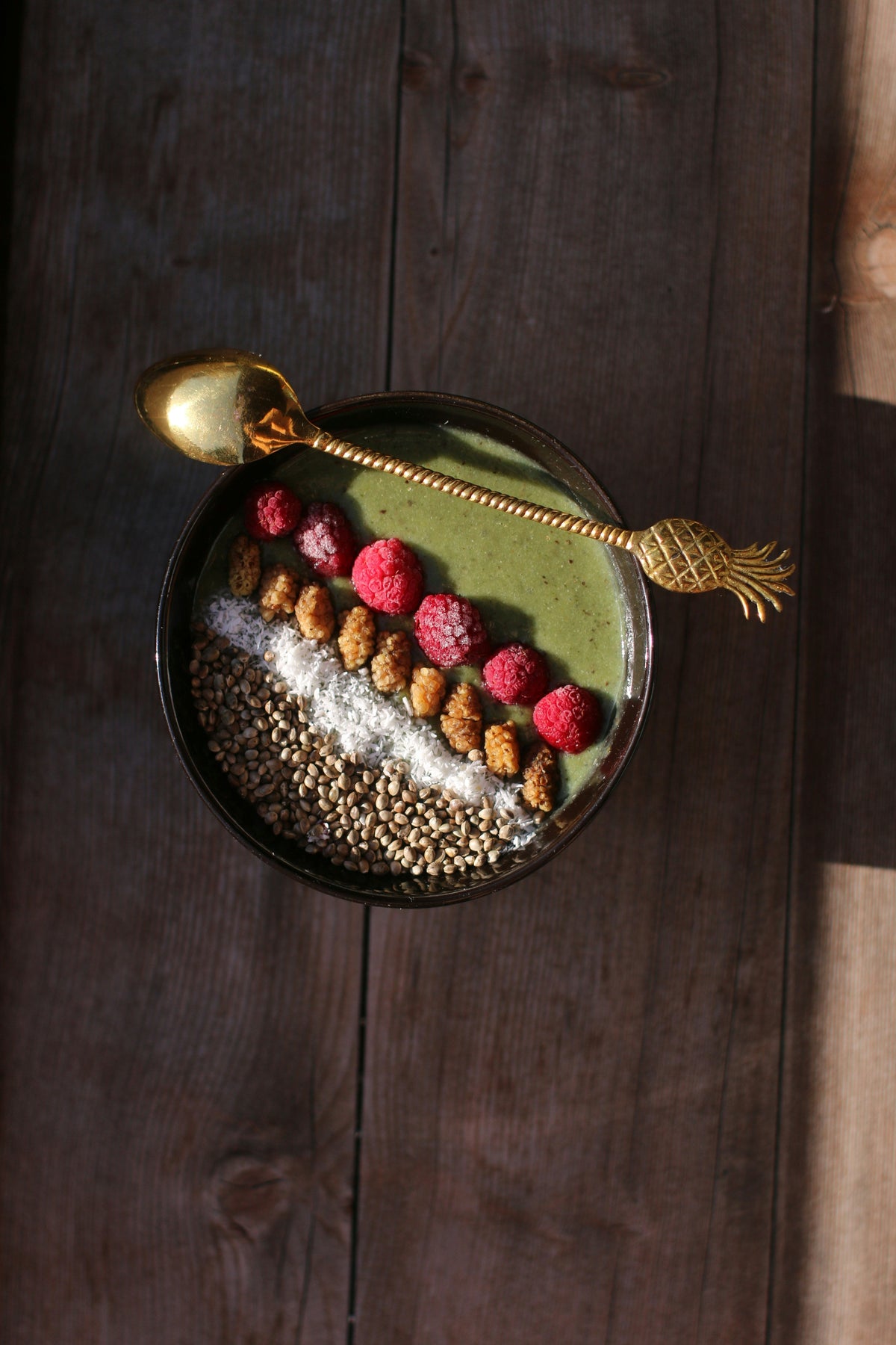 Pudin de chia con matcha y coco
